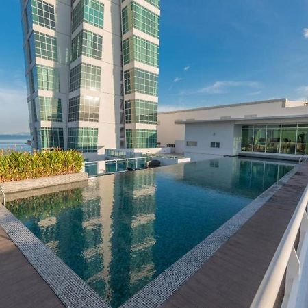 Maritime Luxury Suites Джорджтаун Екстер'єр фото